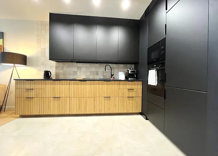 Wyszynskiego - Self Check-in 20h - Parking &lift 아파트