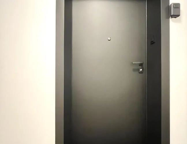 아파트 Wyszynskiego - Self Check-in 20h - Parking &lift *