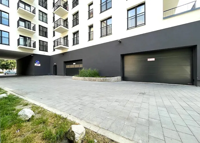 아파트 Wyszynskiego - Self Check-in 20h - Parking &lift *