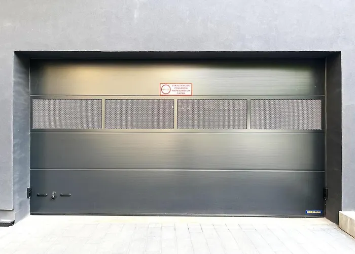 아파트 Wyszynskiego - Self Check-in 20h - Parking &lift 브로츠와프