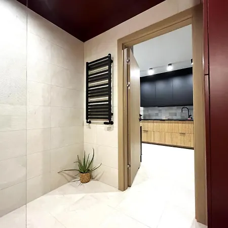 Wyszynskiego - Self Check-in 20h - Parking &lift Wroclaw